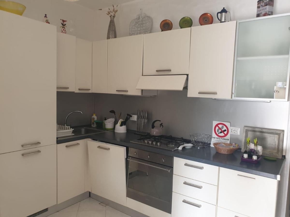 Pizzo Beach Club. One Bedroom Apt 13G 外观 照片