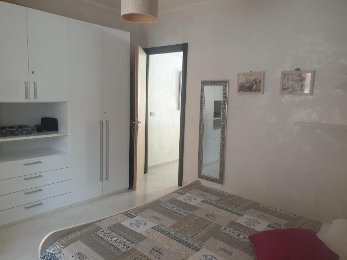 Pizzo Beach Club. One Bedroom Apt 13G 外观 照片